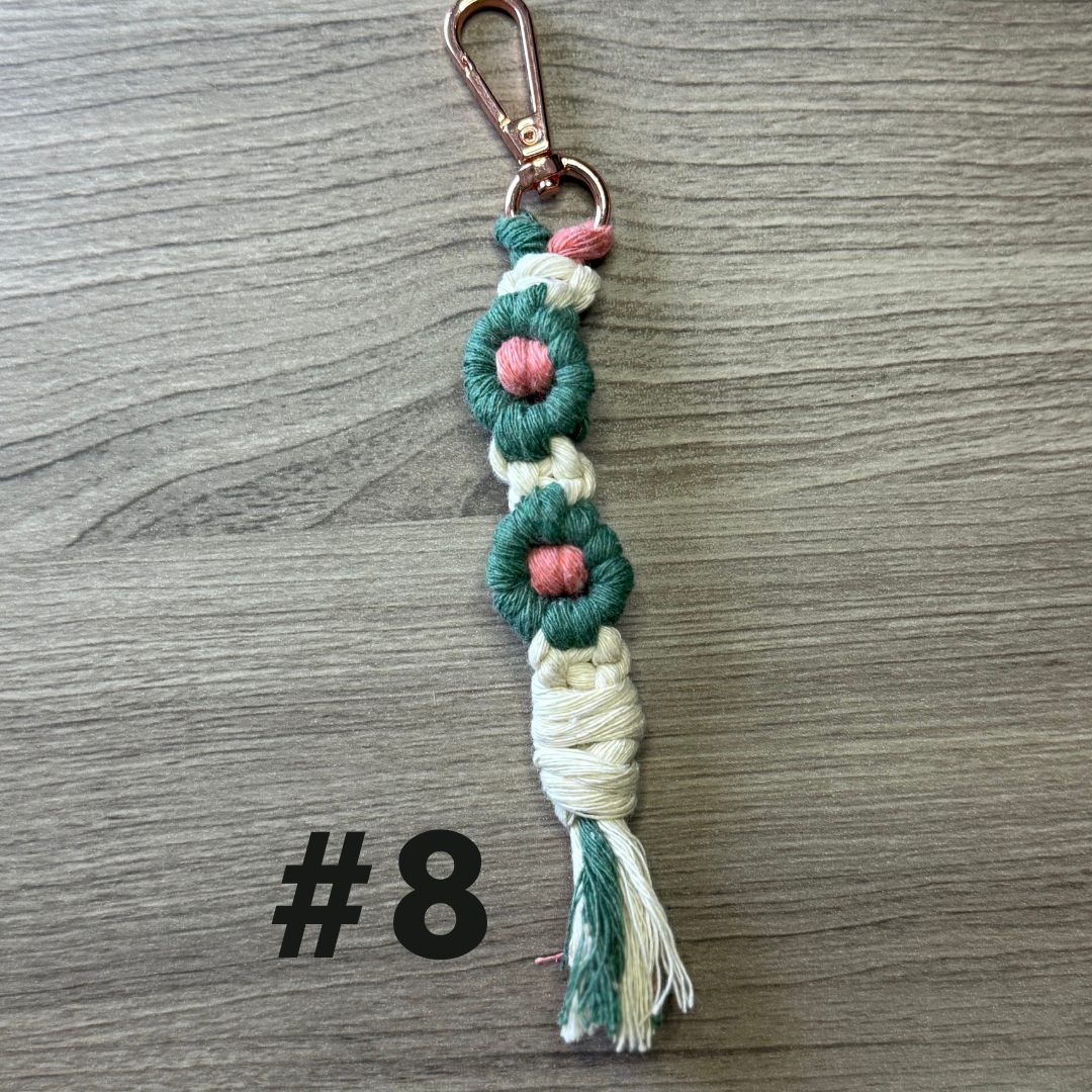 Daisy Keyring - Premade