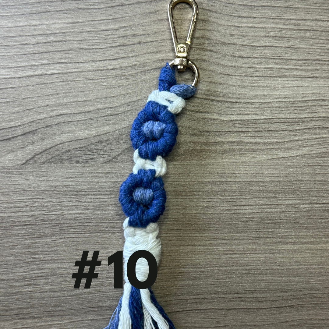 Daisy Keyring - Premade