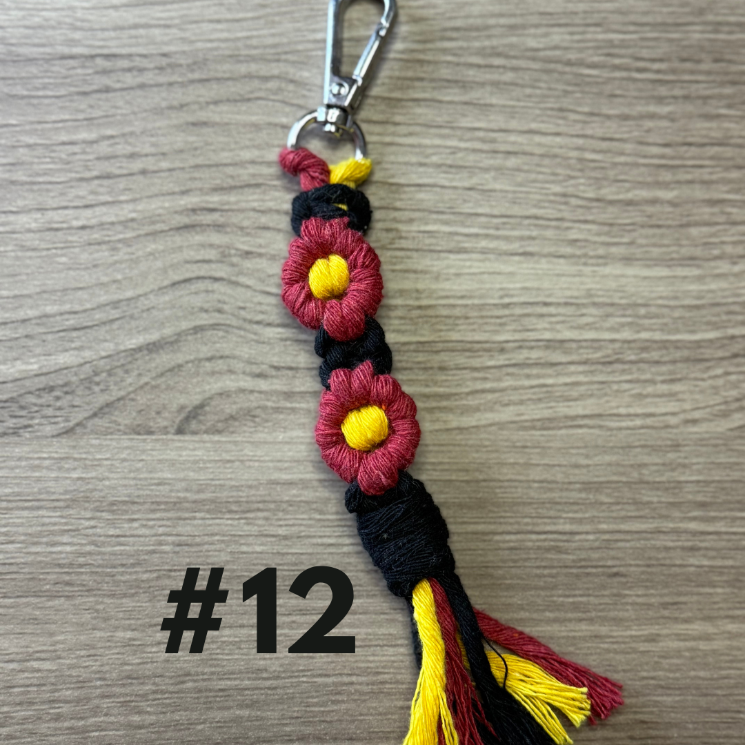 Daisy Keyring - Premade