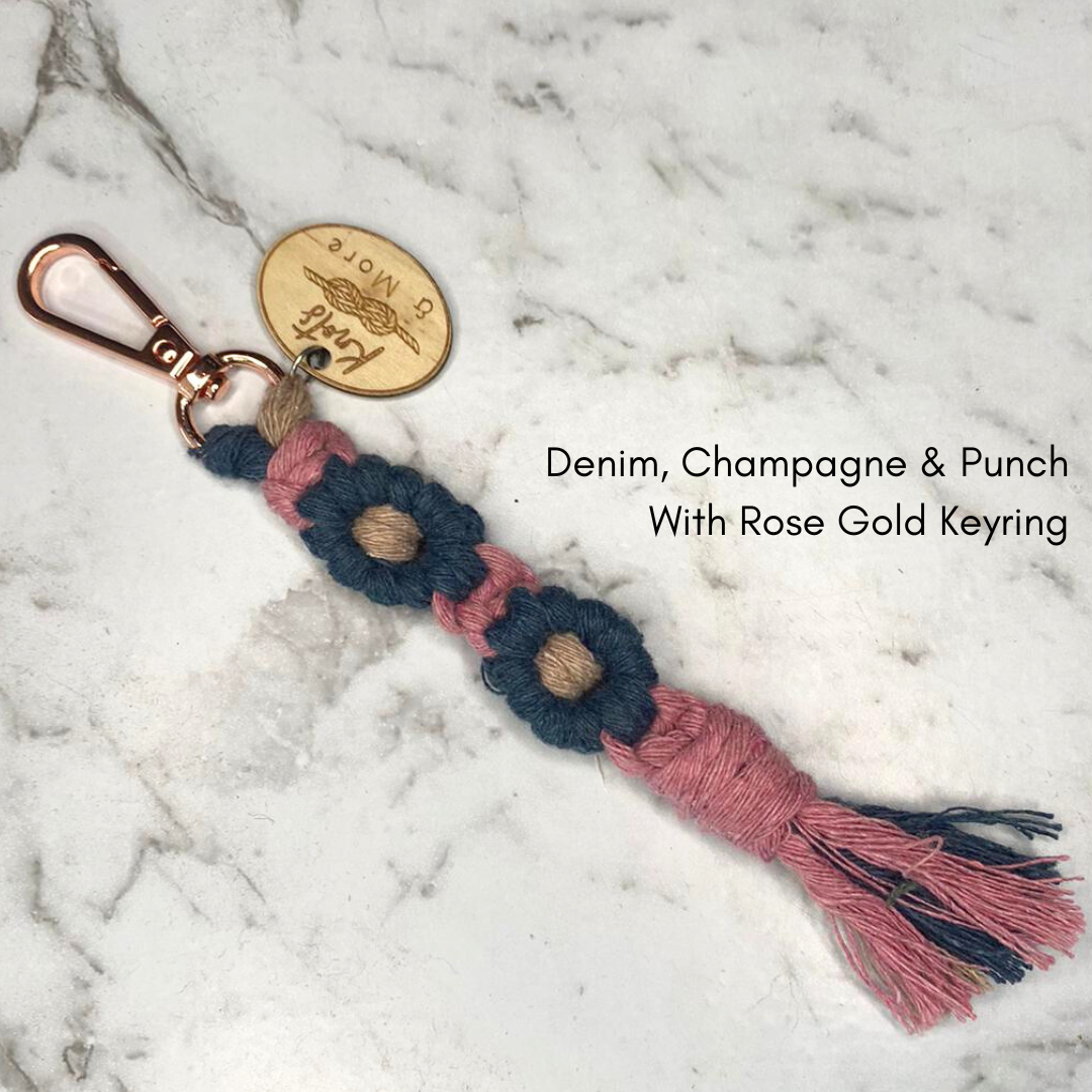 Daisy Keyring - Premade